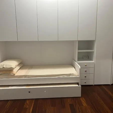 Tevere 20 House *